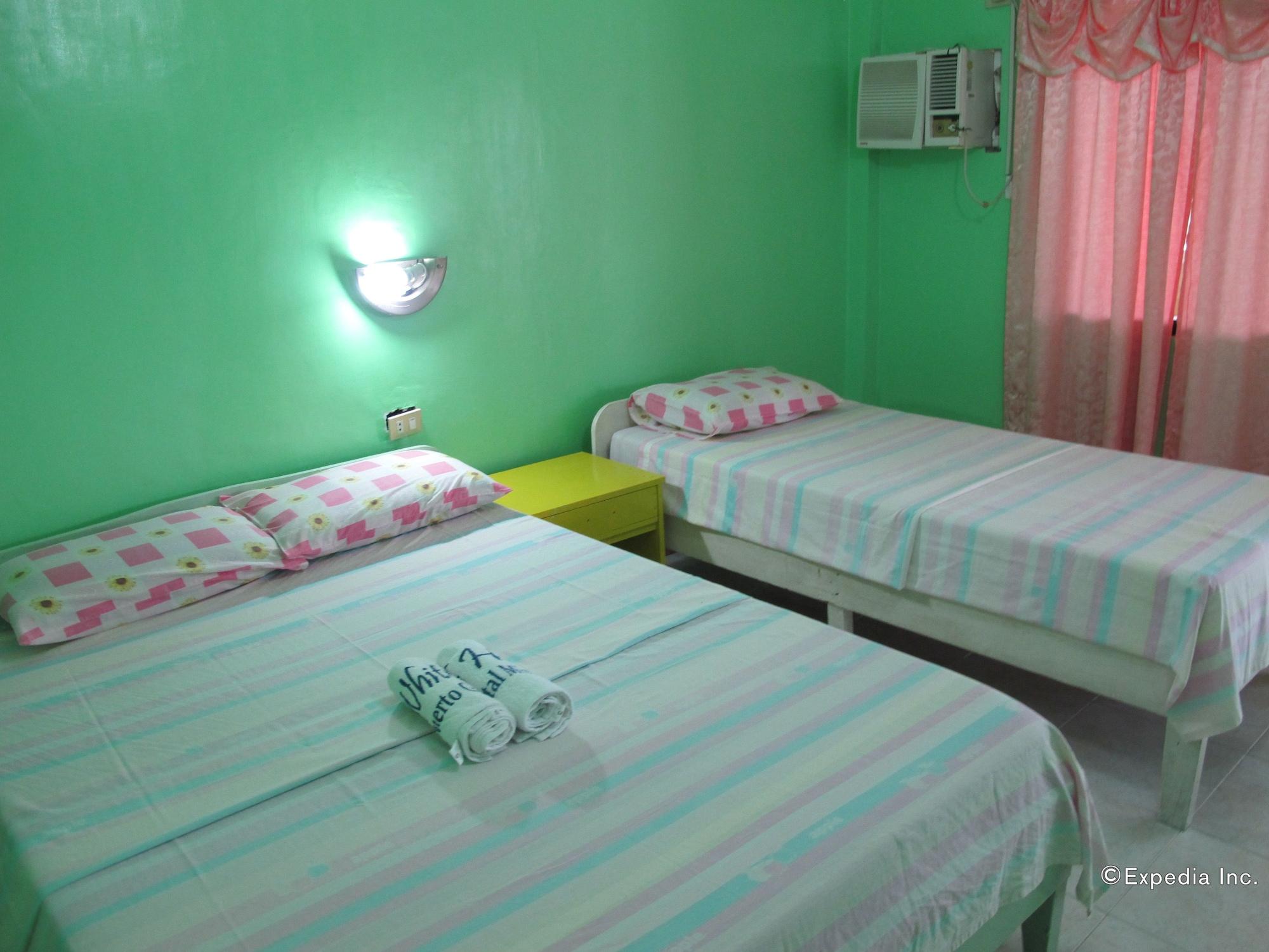 White Beach Hotel Puerto Galera Powered By Cocotel Zewnętrze zdjęcie
