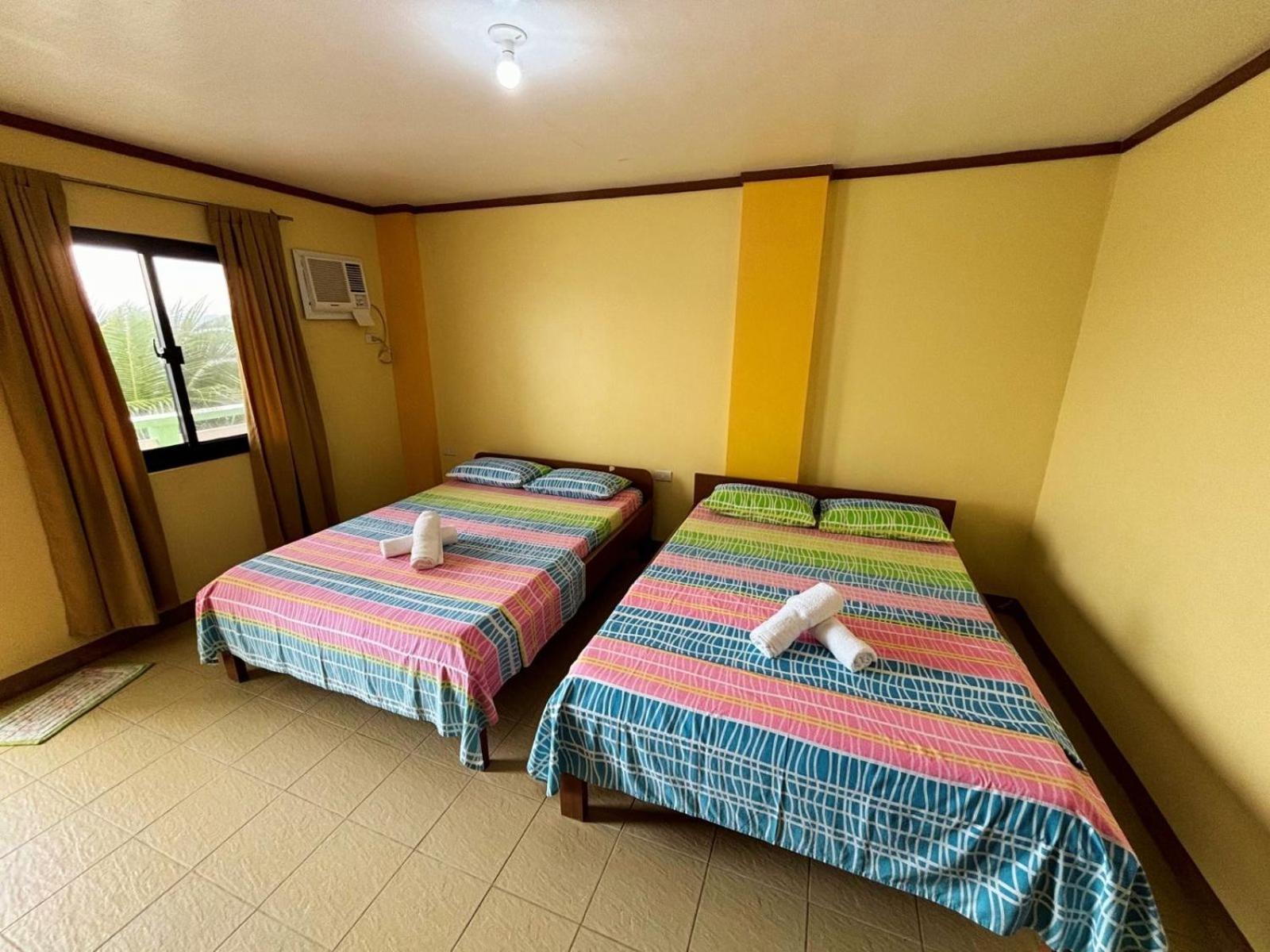 White Beach Hotel Puerto Galera Powered By Cocotel Zewnętrze zdjęcie